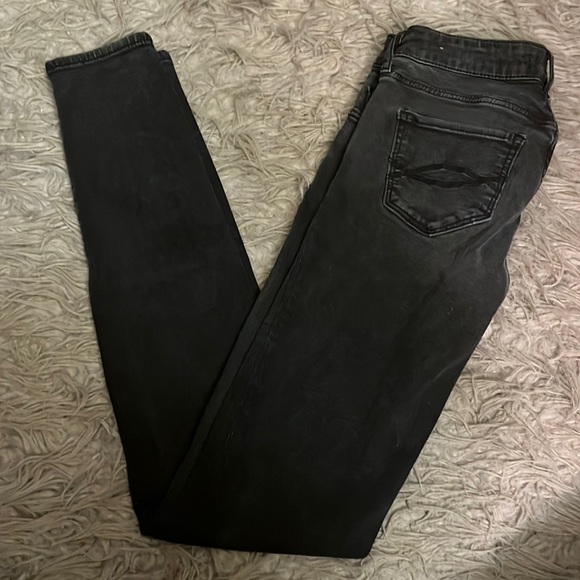 Abercrombie Jeans - Picture 2 of 6